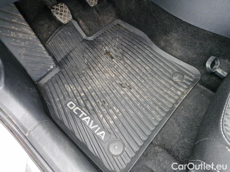  Skoda  Octavia  Combi (NX3)(2020) Oct.Combi 2.0TDI 85 Style #23