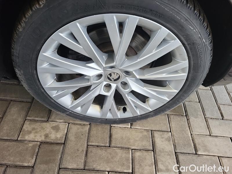  Skoda  Superb  Combi (3V5)(2015) Sup.C.FL2.0TDI 110 L&K AT #9