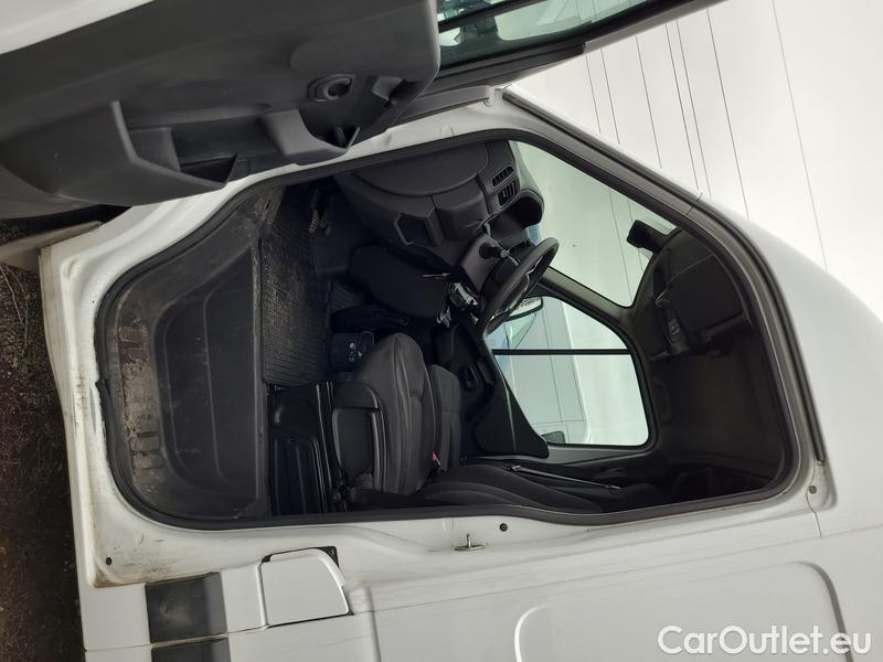  Opel  Movano  2 (2003) Mov.Van CDTI 135 3.5 L2H2 FWD #13