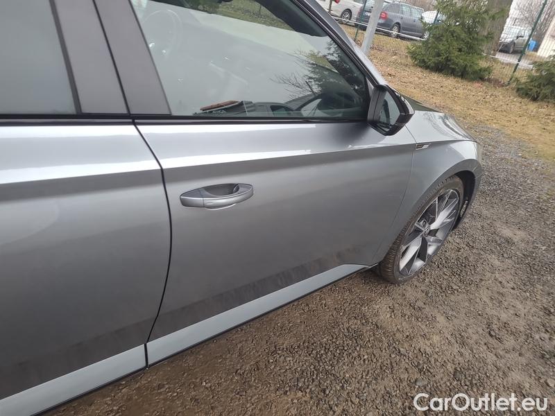  Skoda  Superb  Combi (3V5)(2015) Su.c.2.0TDI 147 4x4 SptL.Aut #7