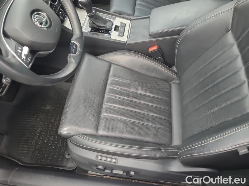  Skoda  Superb  Combi (3V5)(2015) Sup.C.FL2.0TDI 110 L&K AT #10