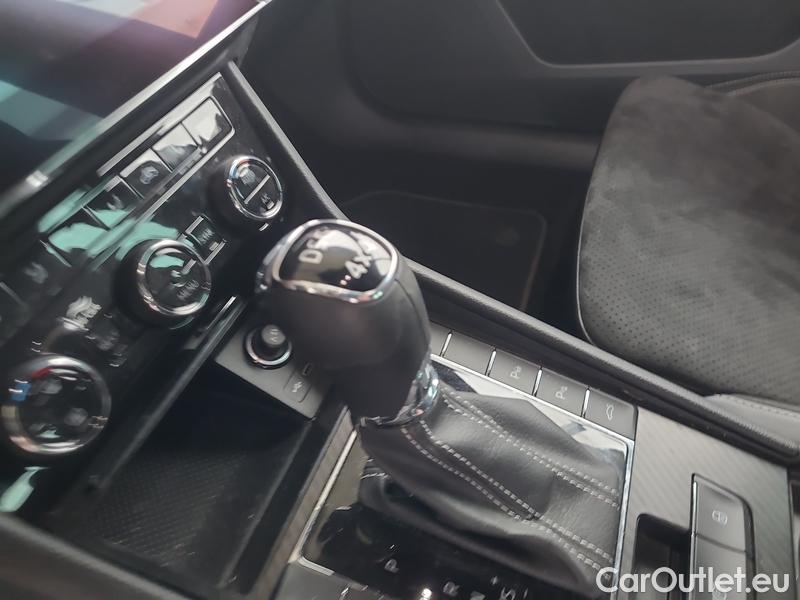  Skoda  Superb  Combi (3V5)(2015) Su.c.2.0TDI 147 4x4 SptL.Aut #13