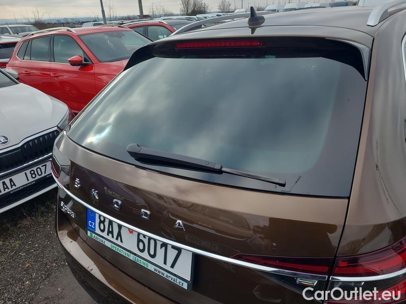  Skoda  Superb  Combi (3V5)(2015) Sup.C.FL2.0TDI 110 L&K AT #20