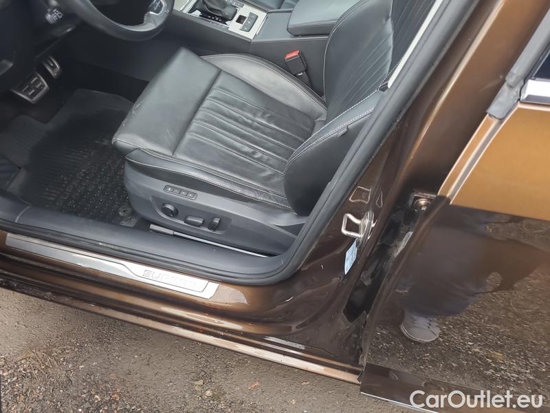  Skoda  Superb  Combi (3V5)(2015) Sup.C.FL2.0TDI 110 L&K AT #8