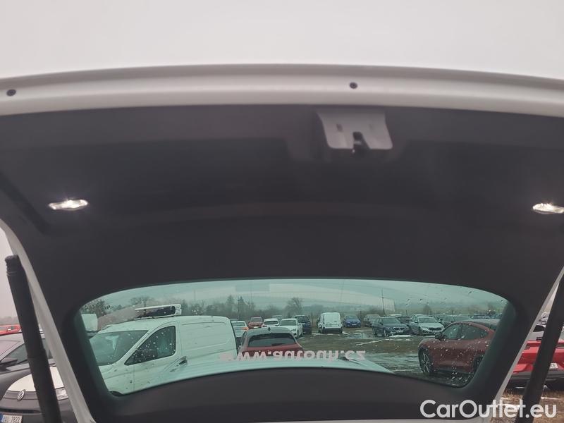  Skoda  Superb  Combi (3V5)(2015) Sup.C.FL1.5TSI 110 Style AT #12