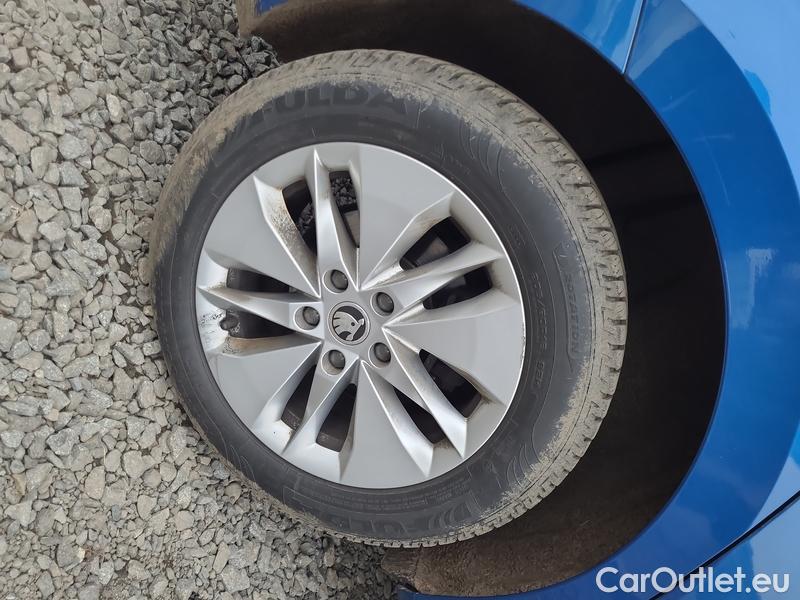  Skoda  Octavia  Combi (NX3)(2020) Oct.Combi 2.0TDI 85 Ambition #25