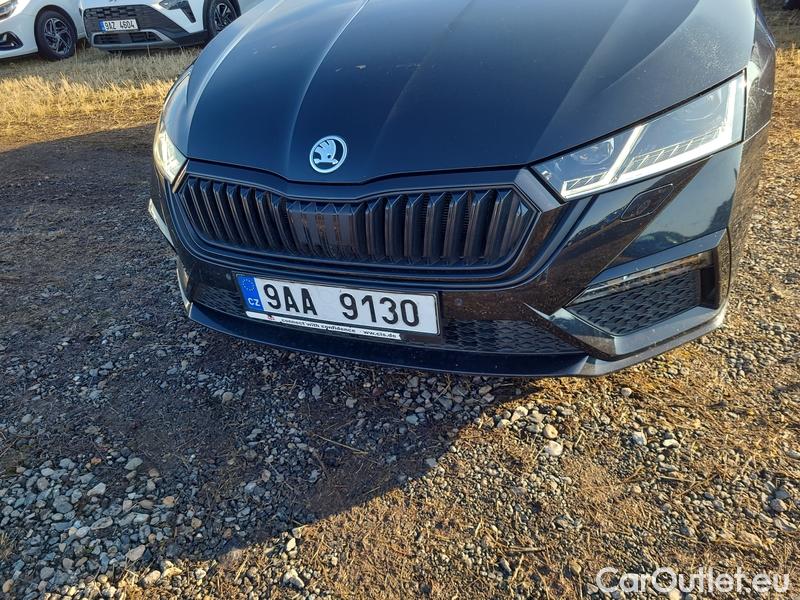  Skoda  Octavia  Lim. (NX3)(2020) Oct. 2.0TDI 147 RS AT #2