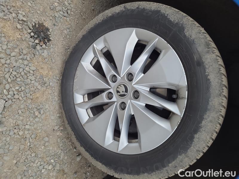  Skoda  Octavia  Combi (NX3)(2020) Oct.Combi 2.0TDI 85 Ambition #24