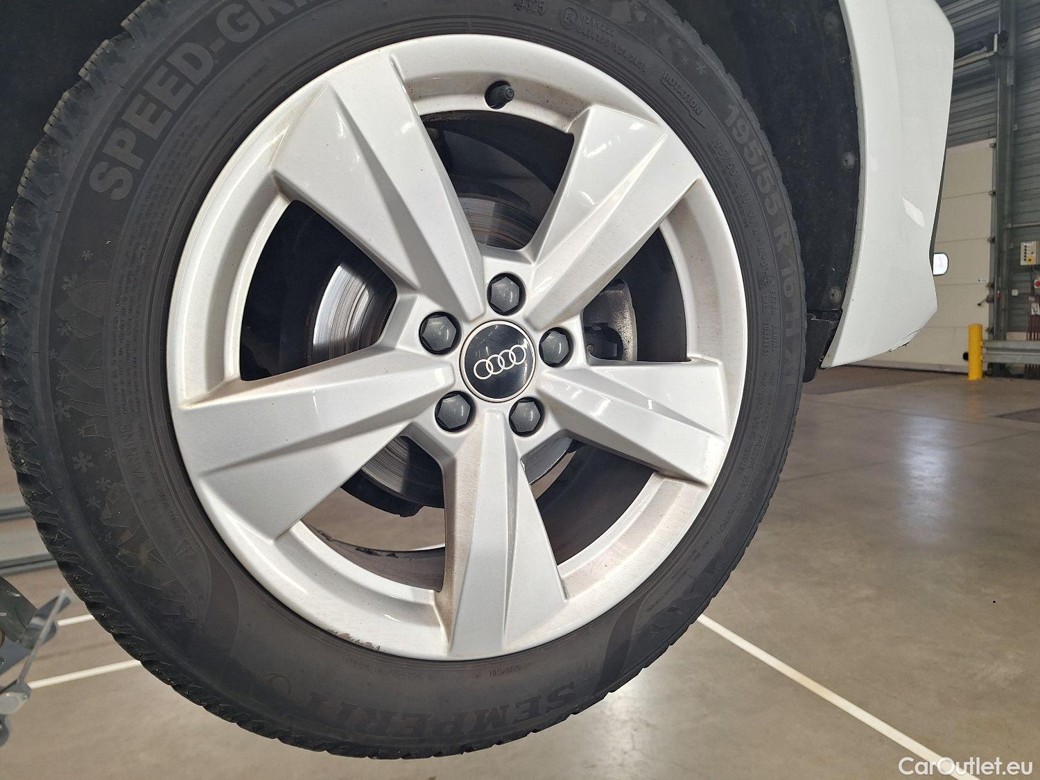  Audi  A1 Sportback Audi, A1 SB '18, Audi  1.0 25 TFSI 70kW S Line 5d #1