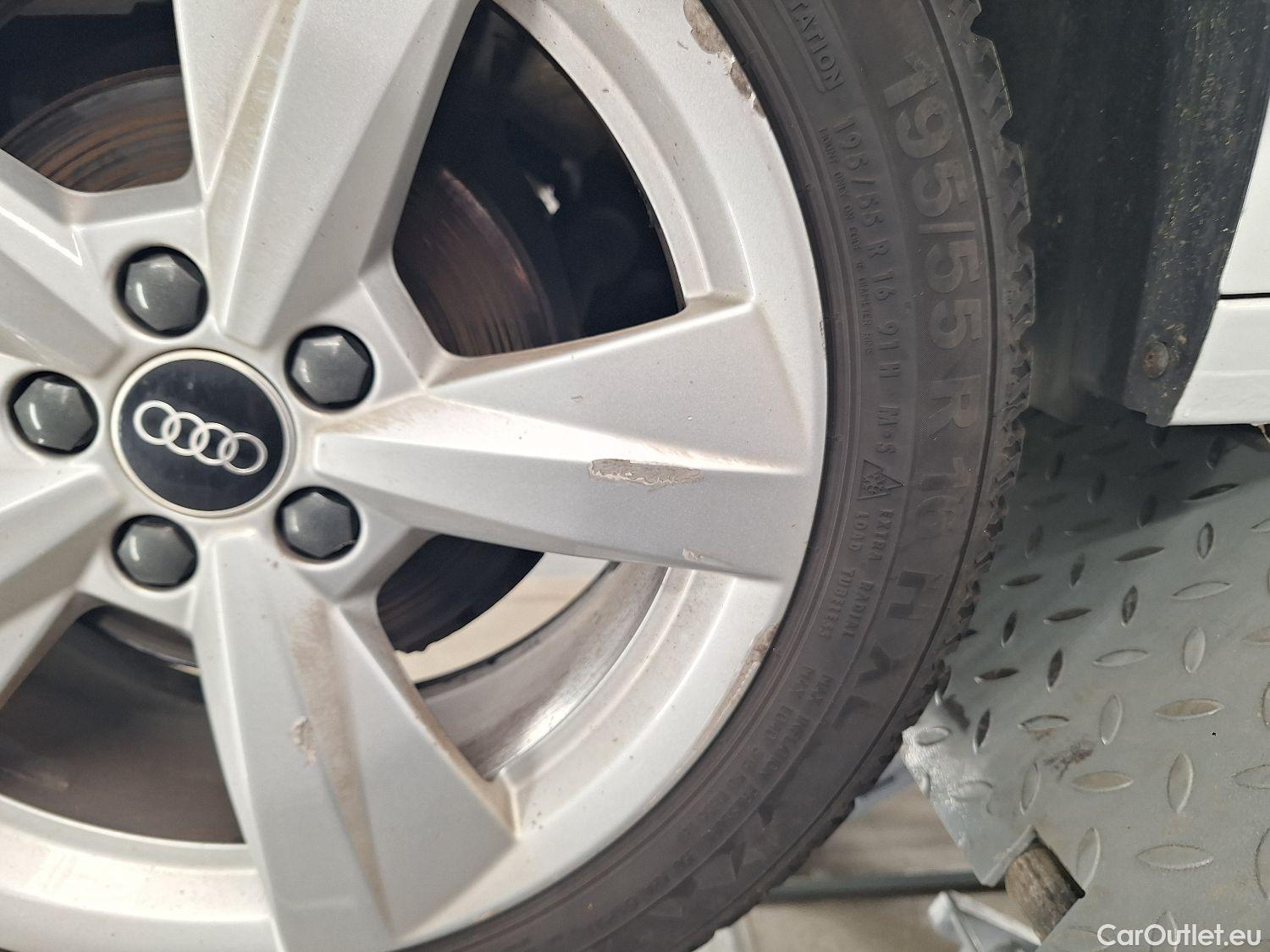  Audi  A1 Sportback Audi, A1 SB '18, Audi  1.0 25 TFSI 70kW S Line 5d #9