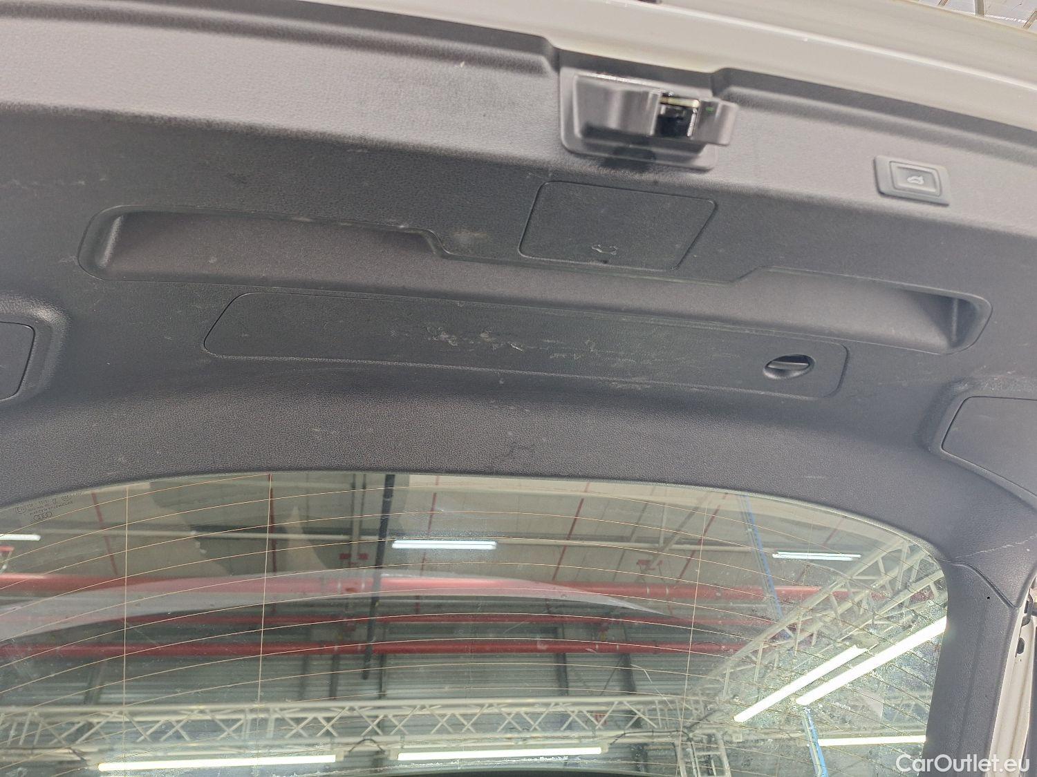  Audi  Q3 Audi,  SB '19 PHEV, Audi  Sportback 45 TFSI e S tronic 5d #24