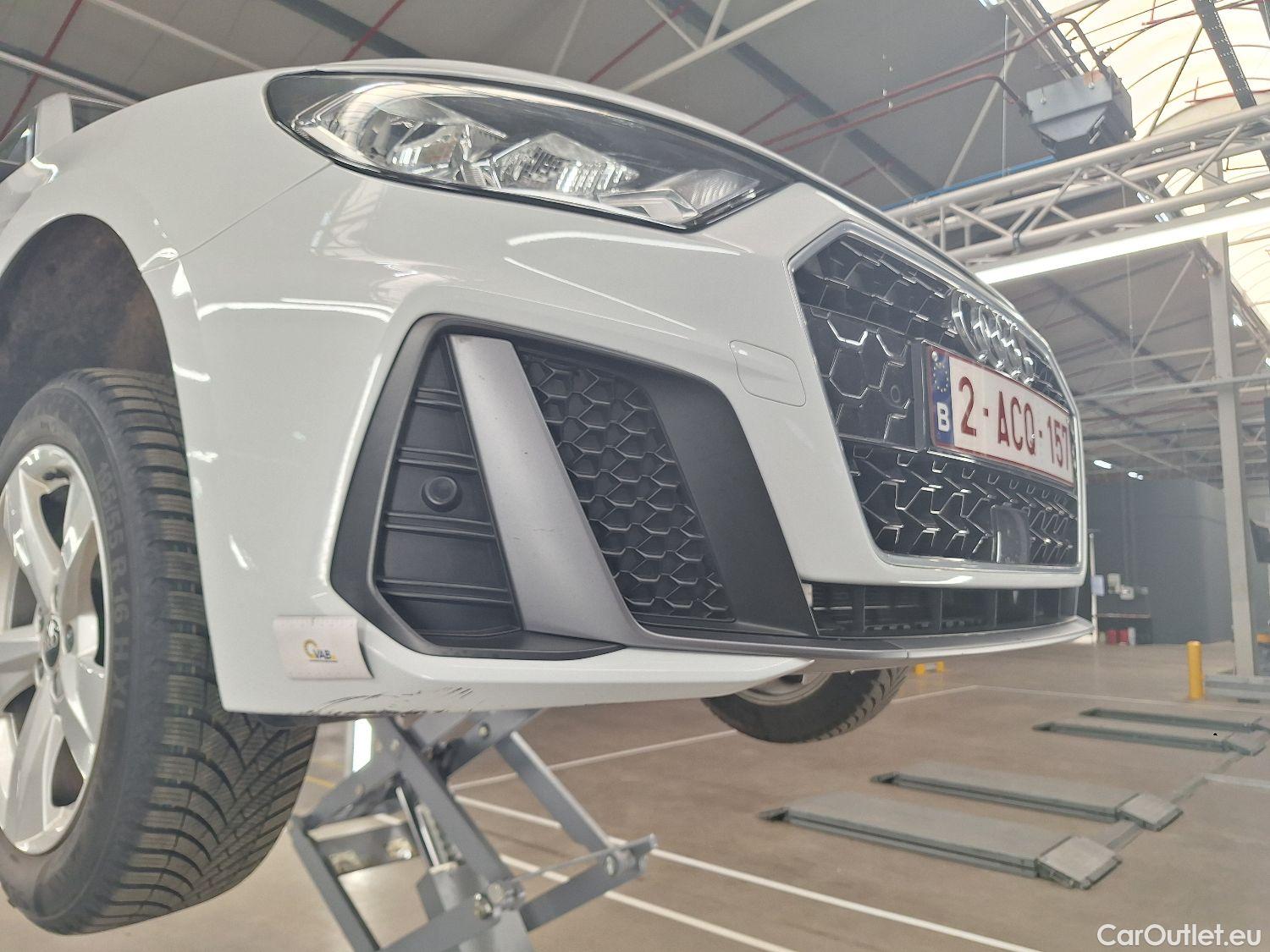  Audi  A1 Sportback Audi, A1 SB '18, Audi  1.0 25 TFSI 70kW S Line 5d #12