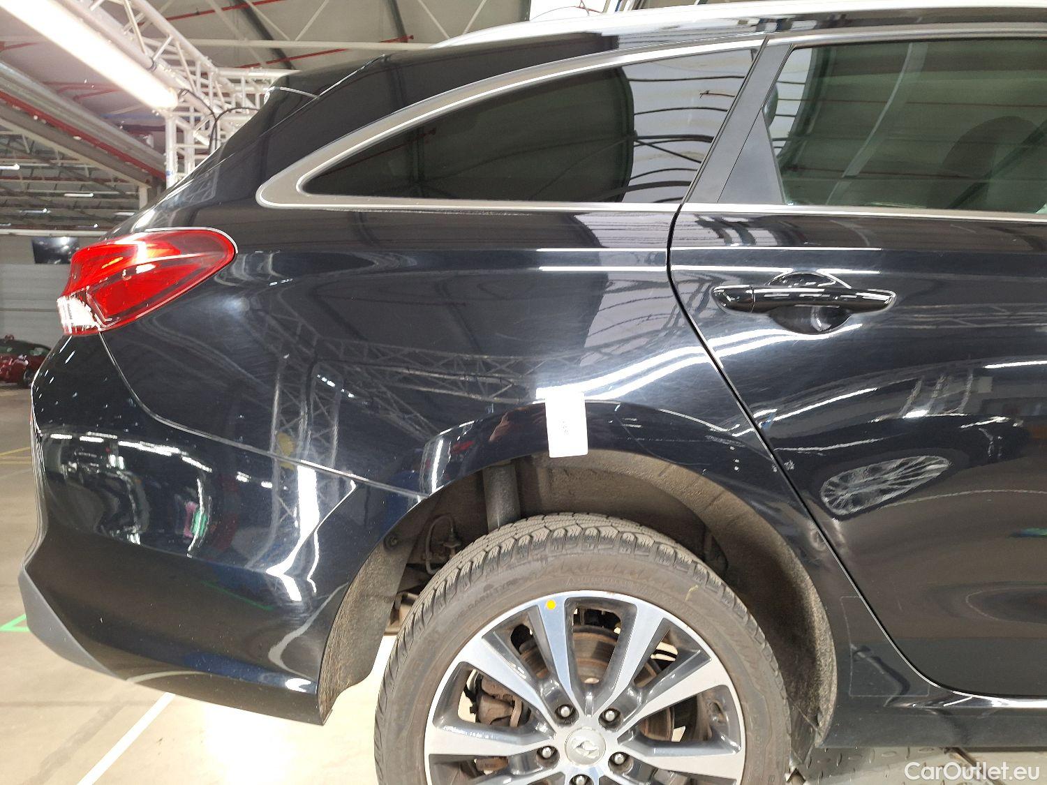  Hyundai  i30 Hyundai,  Wagon '17, Hyundai  Wagon 1.6 CRDi DCT 100kW Sky 5d #19