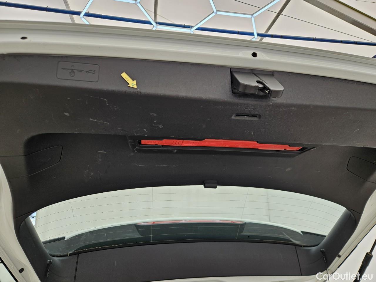  Volkswagen  Golf  Life 1.5 eTSI ACT DSG mild-Hybrid #48