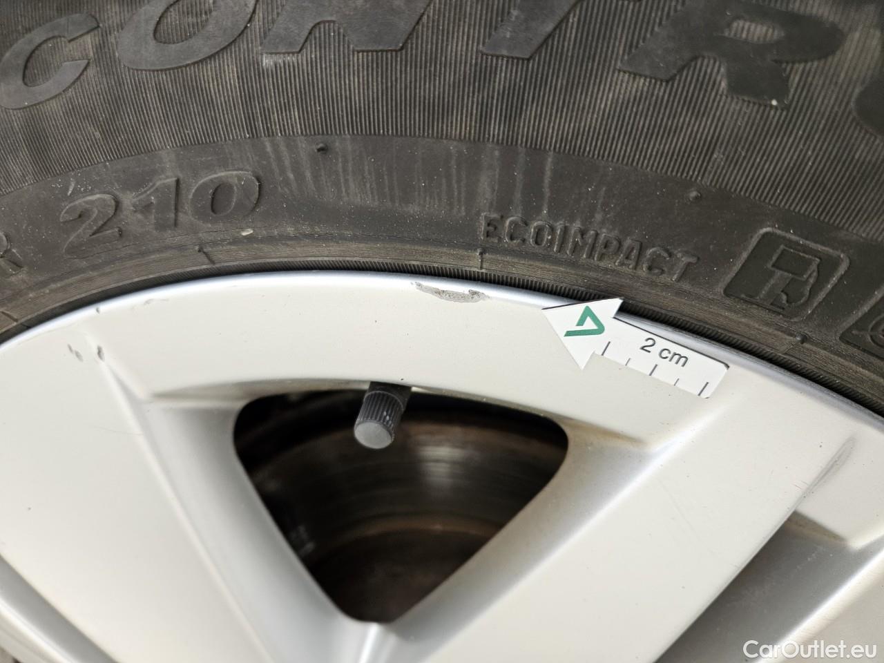  Volkswagen  Golf  Life 1.5 eTSI ACT DSG mild-Hybrid #13