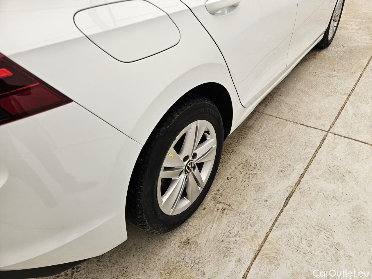  Volkswagen  Golf  Life 1.5 eTSI ACT DSG mild-Hybrid #12