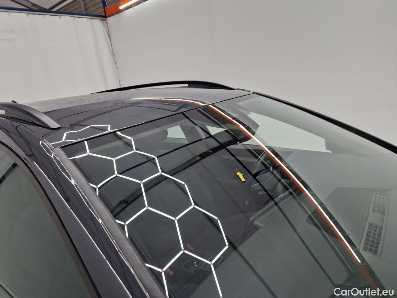  Volkswagen  Golf  2.0 TDI 116HP DSG Life Variant #11