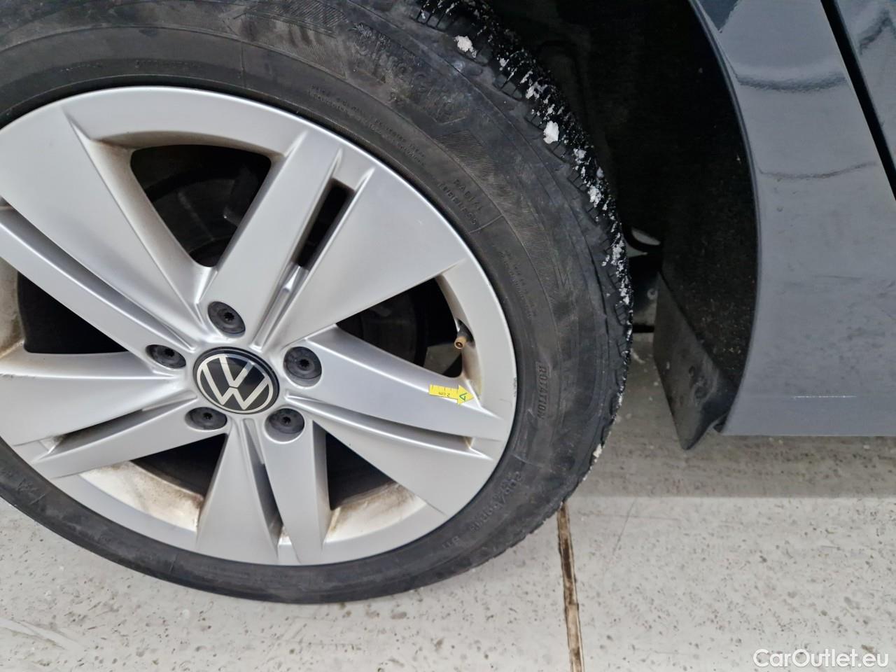  Volkswagen  Golf  2.0 TDI 116HP DSG Life Variant #24