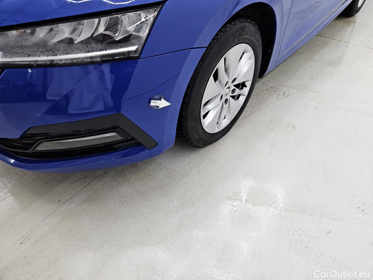  Skoda  Octavia 2.0 TDI 150CP Ambition DSG #7