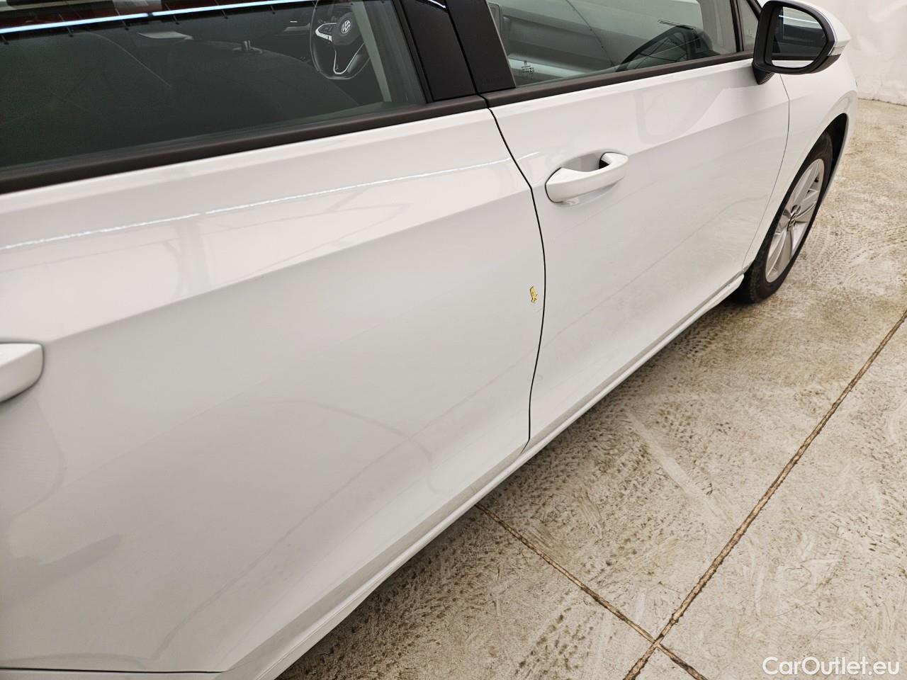  Volkswagen  Golf  Life 1.5 eTSI ACT DSG mild-Hybrid #8