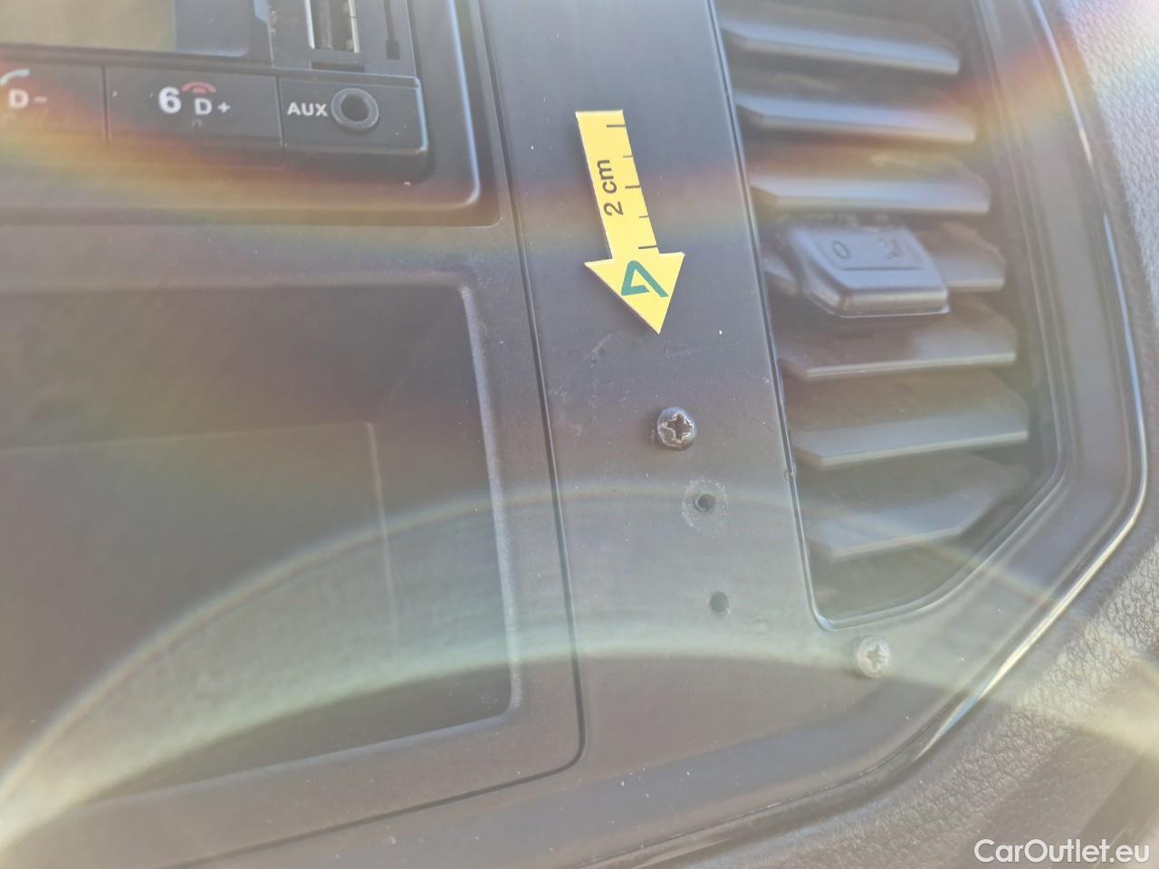  Volkswagen  Crafter 2.0l 3.5 75kW L4H4 FWD #37