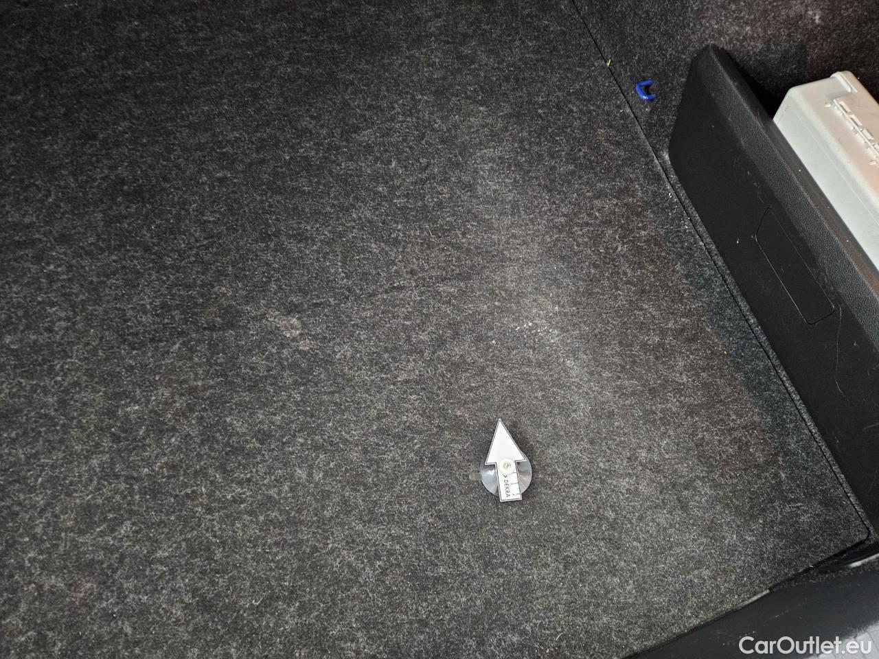  Skoda  Octavia 2.0 TDI 150CP Ambition DSG #51