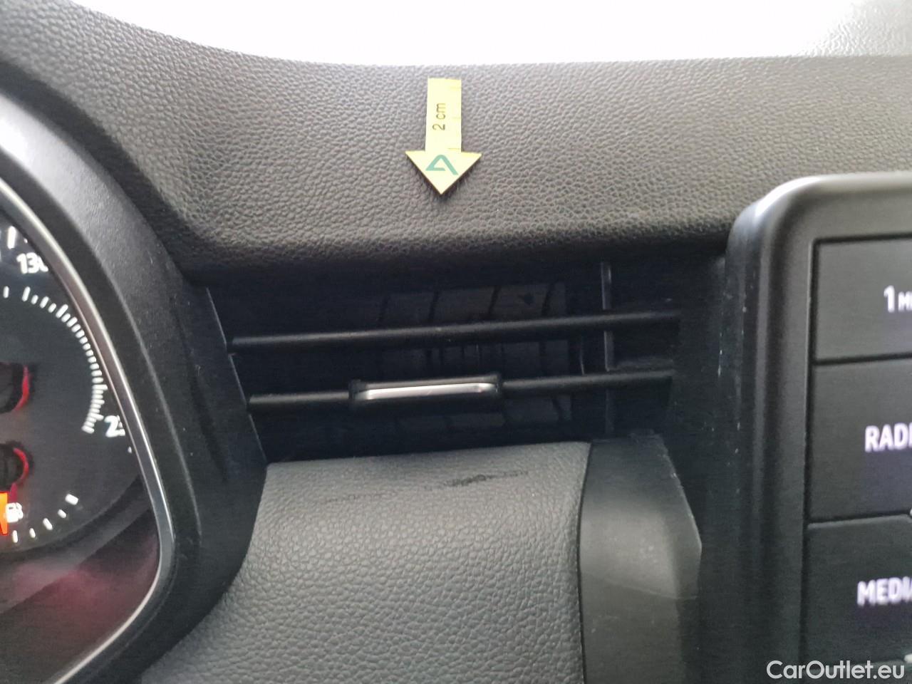  Renault  Clio 1.0 TCe 90CP Life #39