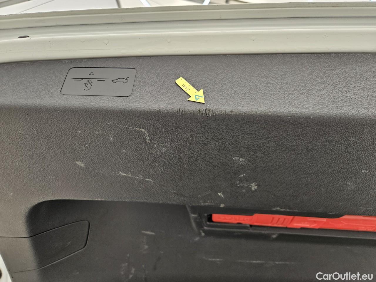  Volkswagen  Golf  Life 1.5 eTSI ACT DSG mild-Hybrid #47