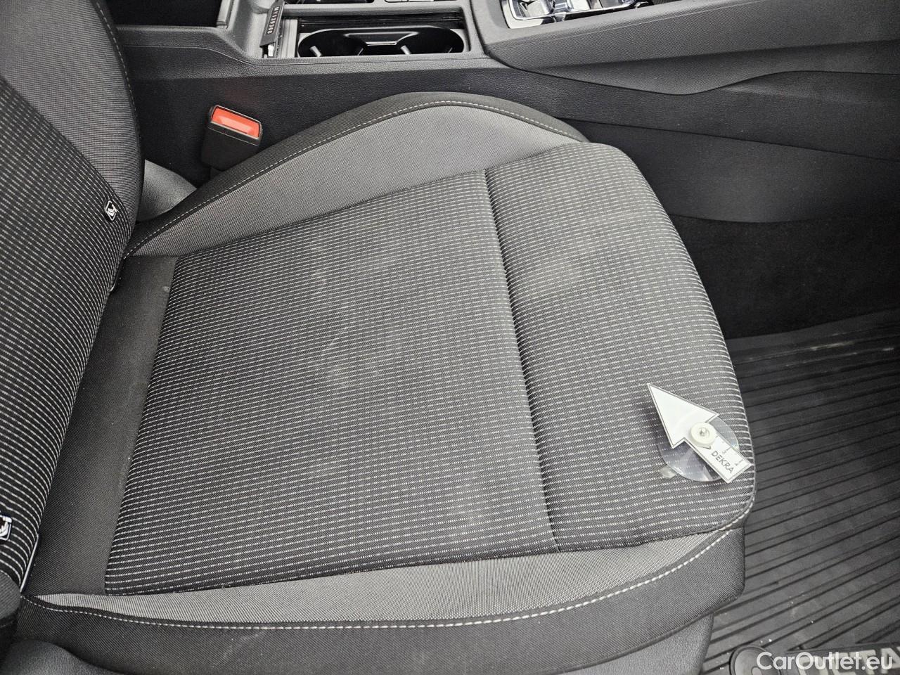  Skoda  Octavia 2.0 TDI 150CP Ambition DSG #45