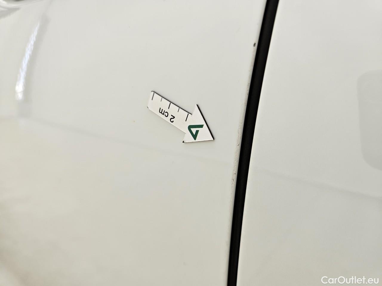  Volkswagen  Golf  Life 1.5 eTSI ACT DSG mild-Hybrid #2