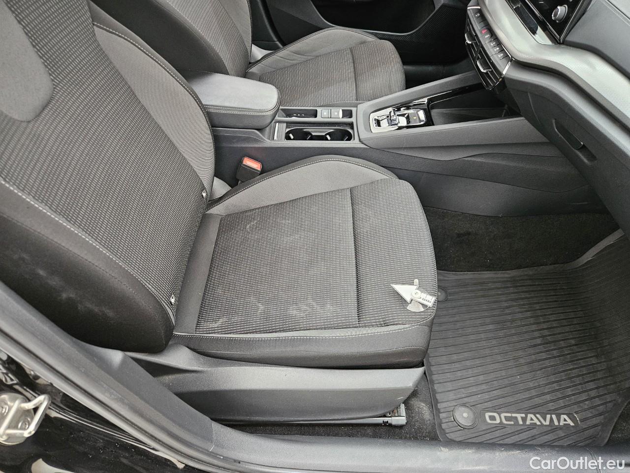  Skoda  Octavia 2.0 TDI 150CP Ambition DSG #42