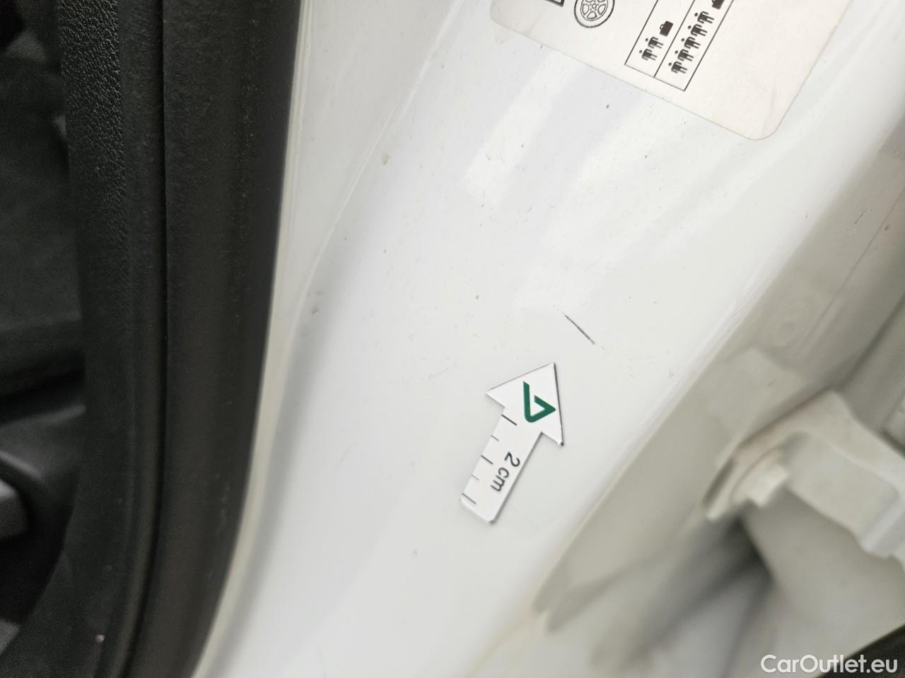  Volkswagen  Golf  Life 1.5 eTSI ACT DSG mild-Hybrid #3