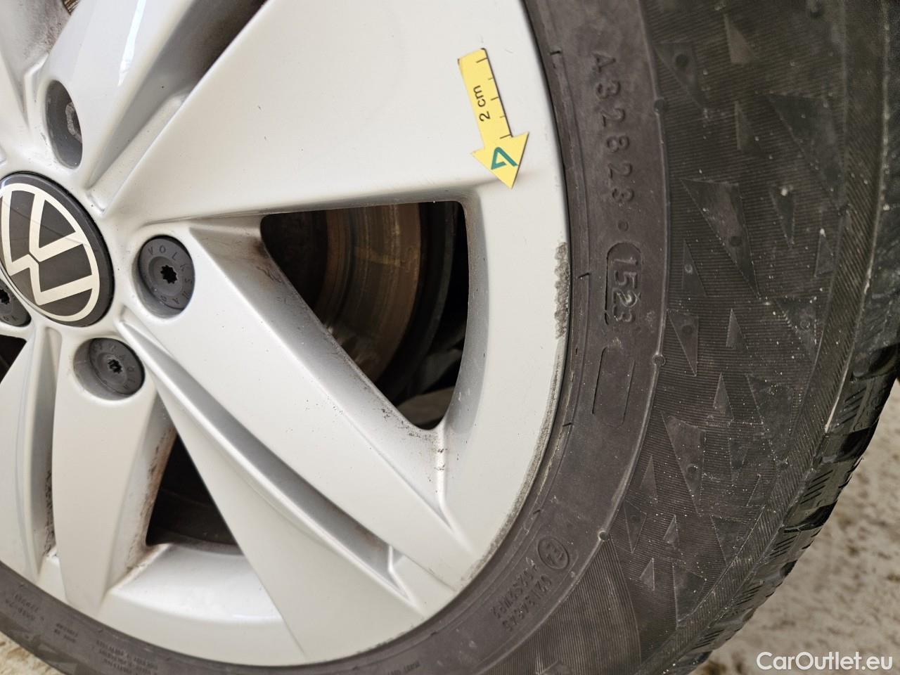  Volkswagen  Golf  Life 1.5 eTSI ACT DSG mild-Hybrid #17