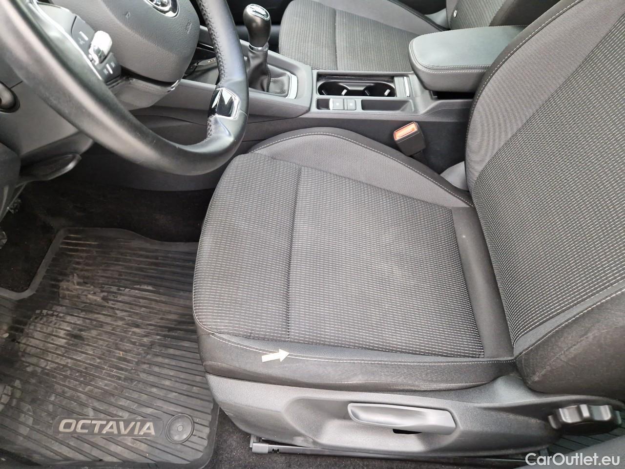  Skoda  Octavia 1.5 TSI 150CP Ambition #40