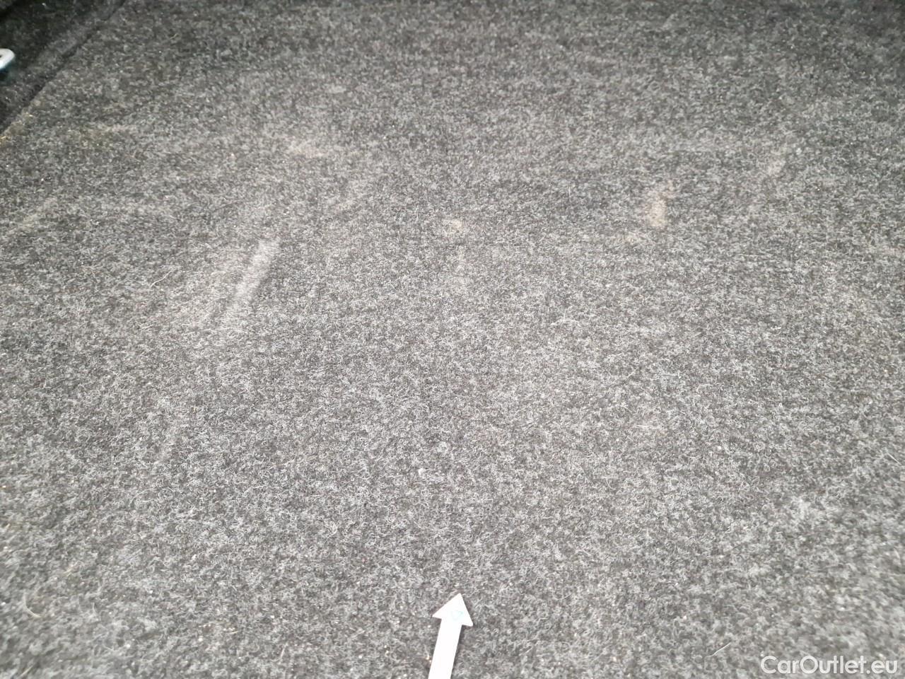  Skoda  Octavia 1.5 TSI 150CP Ambition #49