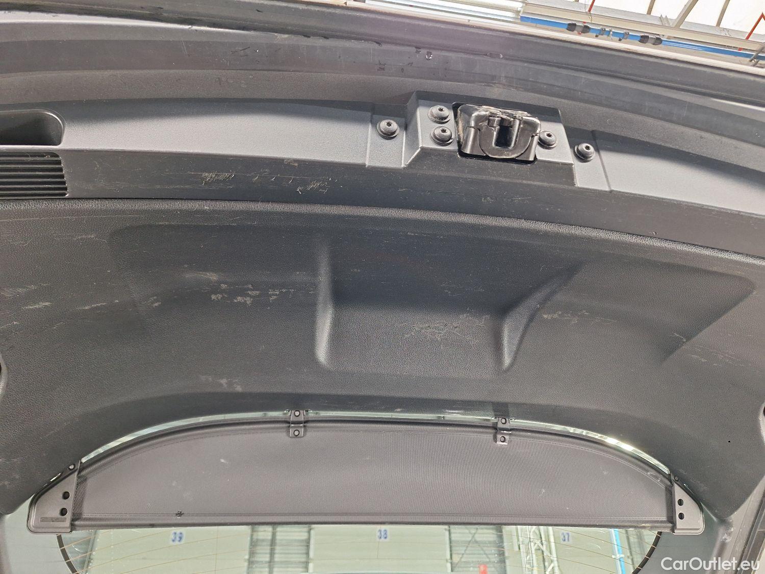  Toyota  Corolla Toyota,  TS '19, Toyota  Touring Sports 1.8 Hybrid Dynamic e #29