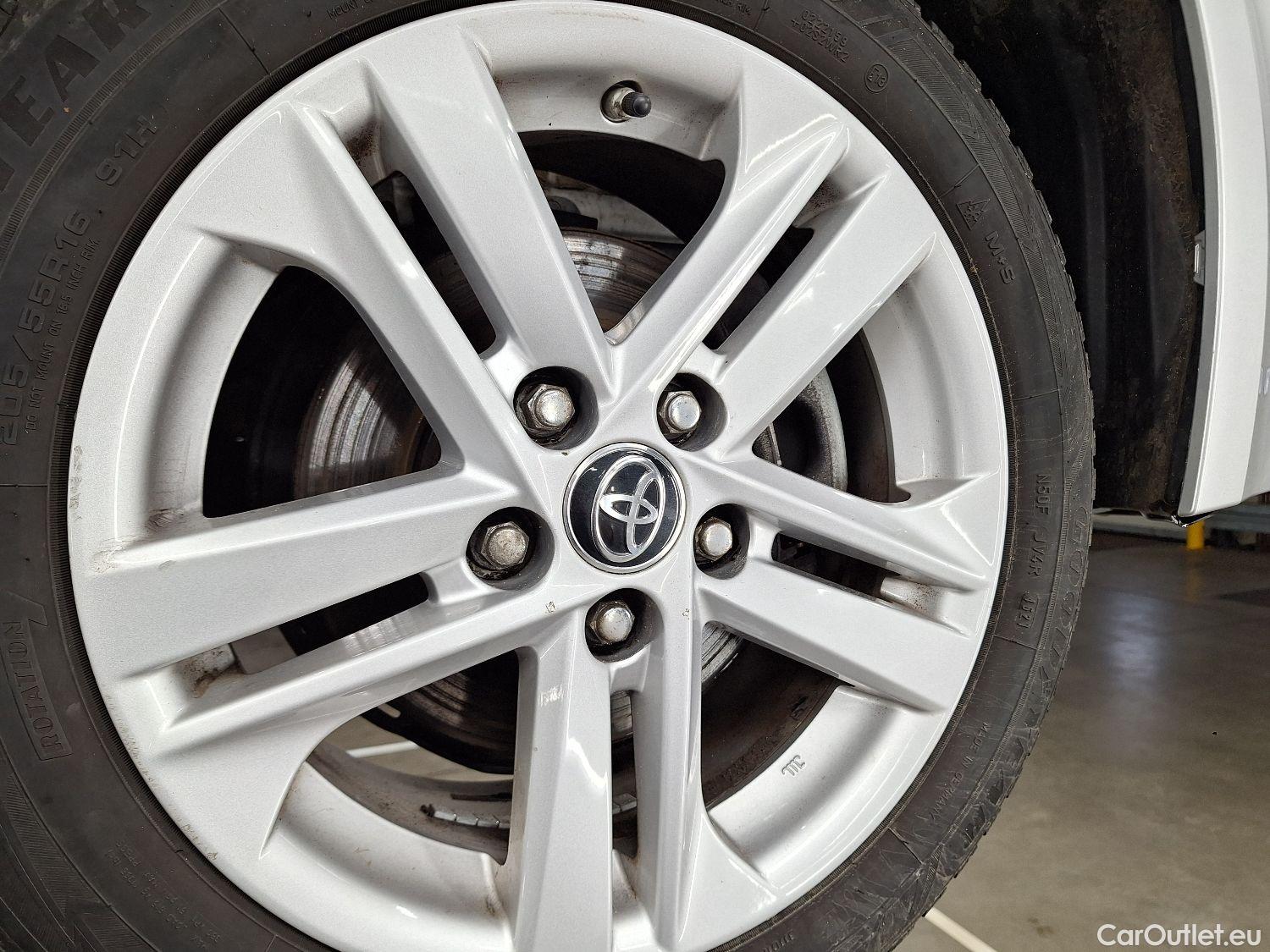  Toyota  Corolla Toyota,  TS '19, Toyota  Touring Sports 1.8 Hybrid Dynamic e #1