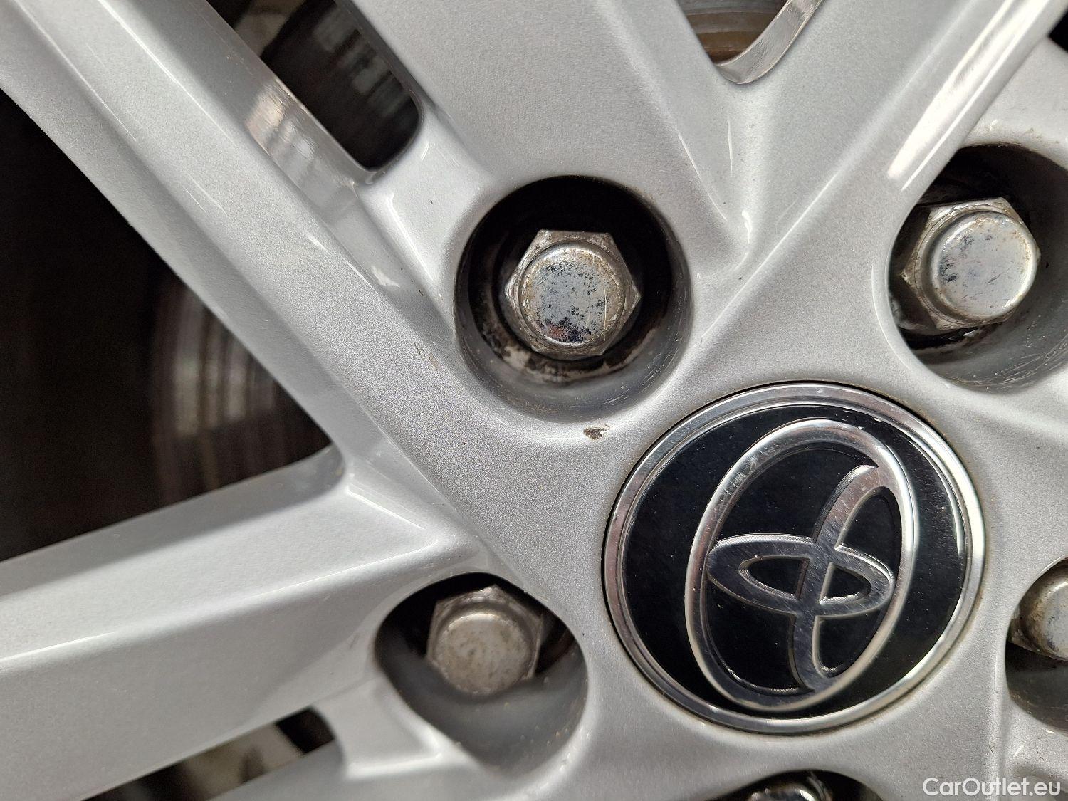  Toyota  Corolla Toyota,  TS '19, Toyota  Touring Sports 1.8 Hybrid Dynamic e #3