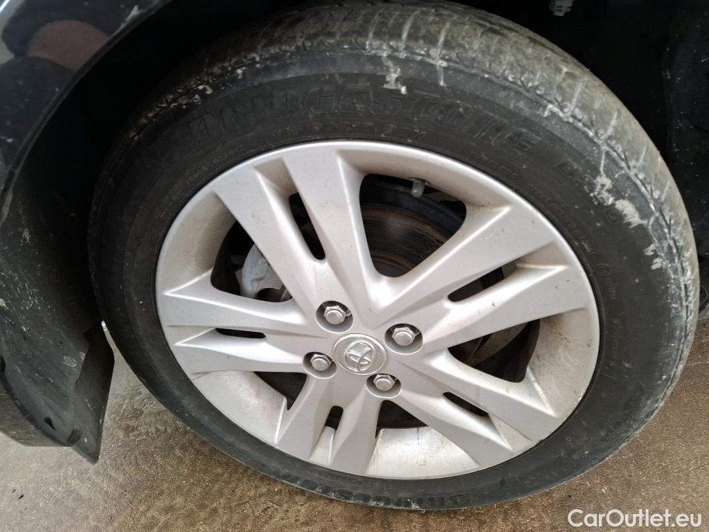  Toyota  IQ TOYOTA  3p Berline 100 VVT-i MultiDrive Iconic Pack #18