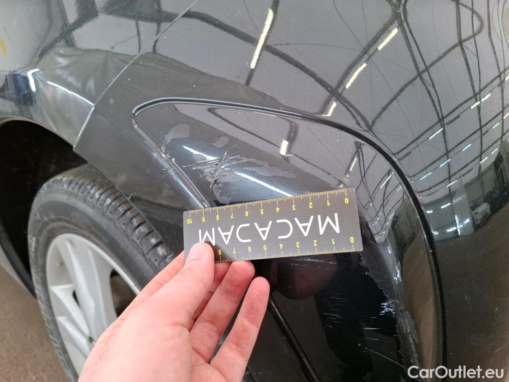  Toyota  IQ TOYOTA  3p Berline 100 VVT-i MultiDrive Iconic Pack #11