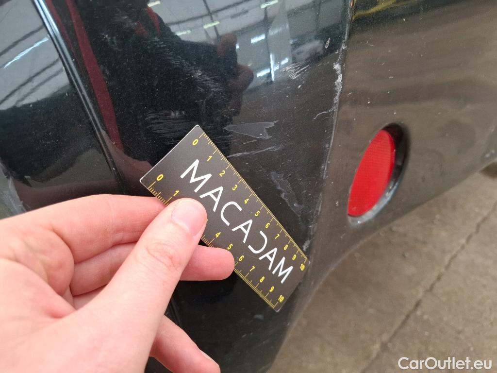  Toyota  IQ TOYOTA  3p Berline 100 VVT-i MultiDrive Iconic Pack #12