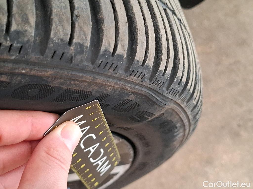  Nissan  Qashqai NISSAN  5p Crossover 1.6 DCI 130 Xtronic Drive Edition #5