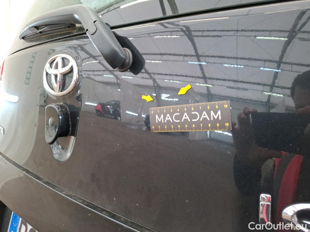  Toyota  IQ TOYOTA  3p Berline 100 VVT-i MultiDrive Iconic Pack #45