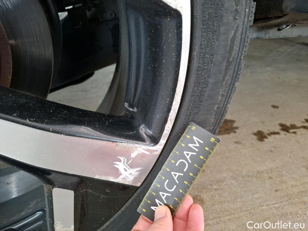  Nissan  Qashqai NISSAN  5p Crossover 1.6 DCI 130 Xtronic Drive Edition #41