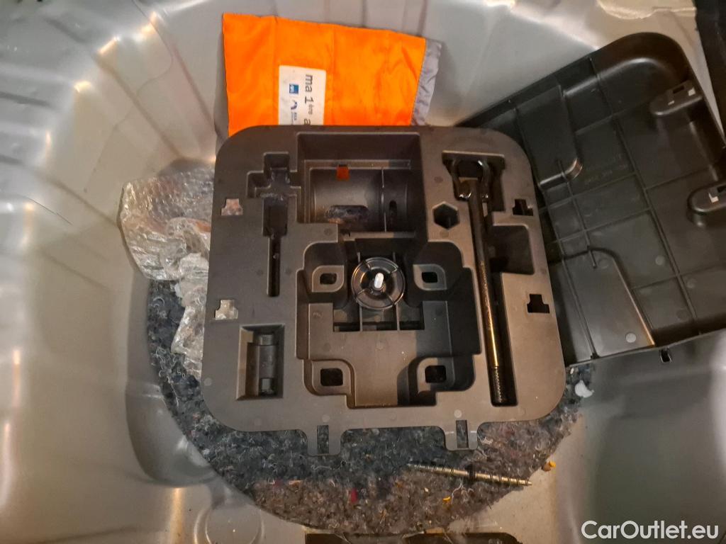  Renault  Clio  V Business 1.0 TCe 100CV BVM5 E6dT #50