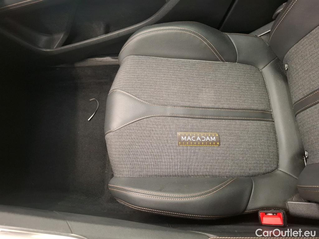  Peugeot  3008  GT Line 1.5 HDi 130CV BVA8 E6dT #64