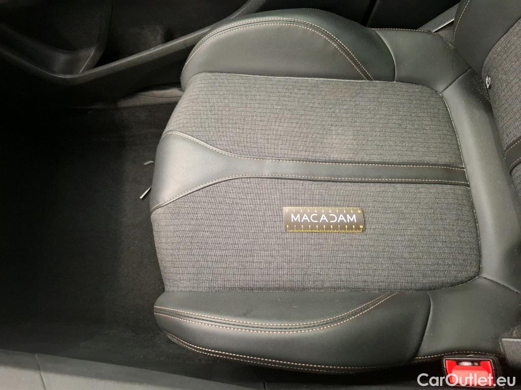  Peugeot  3008  GT Line 1.5 HDi 130CV BVA8 E6dT #63