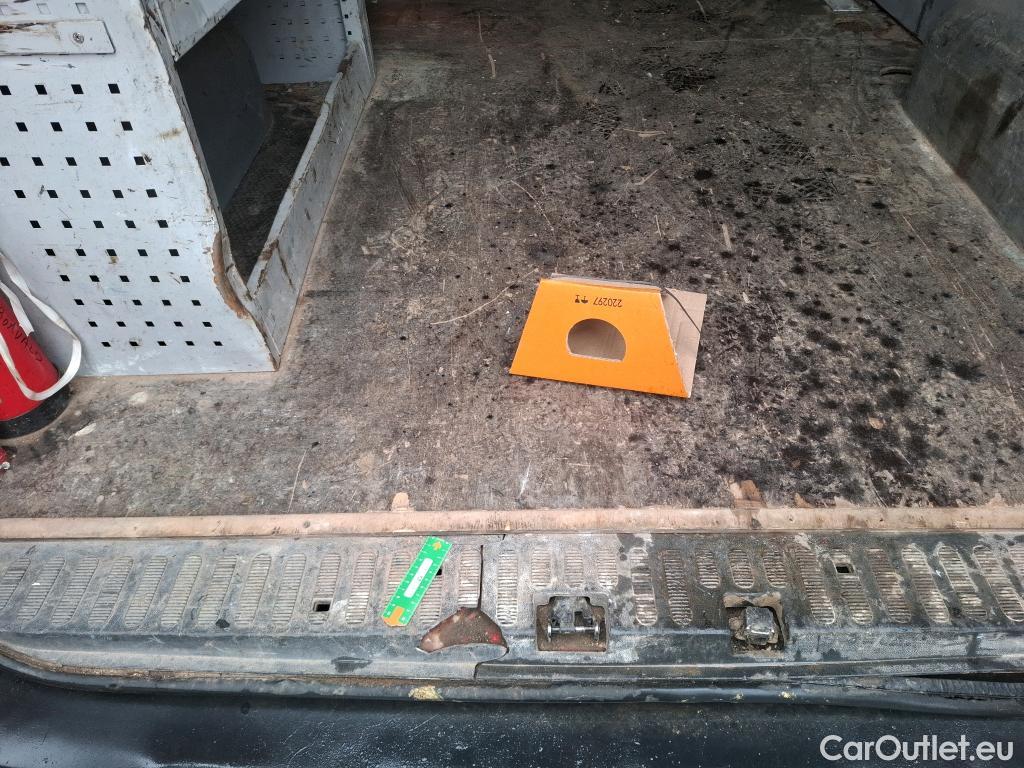  Renault  Master RENAULT  VU 4p Fourgon FG GCf Trac F3500 L3H2 dCi 130 Euro6 #64