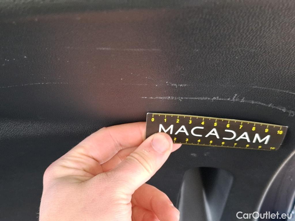  Renault  Captur RENAULT  / 2017 / 5P / Crossover Business dCi 90 #16