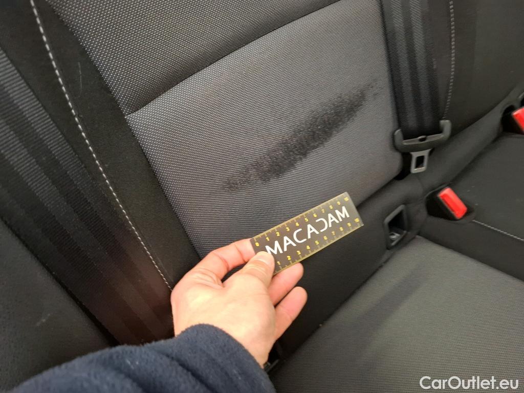  Skoda  Fabia SKODA  / 2021 / 5P / Berline 1.0 TSI 110 DSG7 Ambition #18